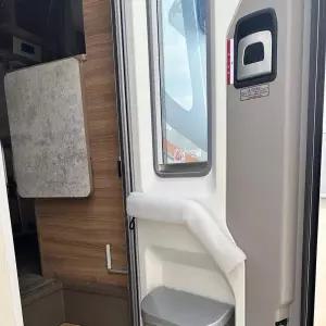 카라반 도어락 캠핑카 출입문 외문 손잡이 창문 핸들 보안 리모컨 수동 문고리 번호키 키