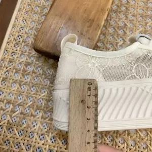 하계 캐주얼 여성패션 캔버스화 신발 메쉬 통기성 통굽 캔버스 보드화 DL2