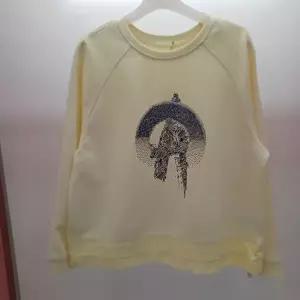 [셀러허브 1]Latium HC06 국내생산 깔끔한 셔츠 배색 스트링 라운드 티블라우스  D2651bl01Y (48731395)