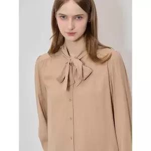 [리스트]타이 셔링 라운드넥 블라우스 택가격 138000원 _P404916437