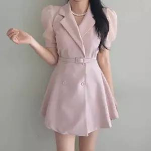 [하프클럽/엘린무드]캐롤라이나 벨트 카라 A라인 초미니 플레어 소매쉬폰 버튼 숏 자켓 원피스(3color)