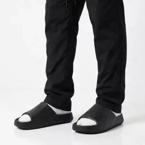 [나이키] 우먼 캄 2.0 슬라이드 슬리퍼 IB7561-001