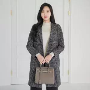 [마담4060]엄마옷 마담4060 잔체크카라더블 데일리 여성 코트-RCO2512024-