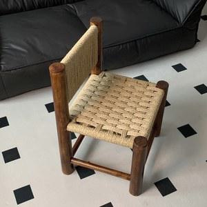 라탄 낮은 의자 앤티크 엔틱의자 미니 다용도 가구 바르셀 벨벳스툴 체어 라탄스툴