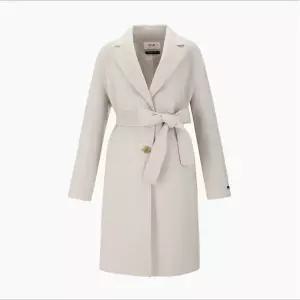 [롯데백화점]SOUP 싱글 테일러드 벨트 핸드메이드 코트 SBAHC90
