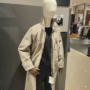 [롯데백화점]지이크 SS 베이지 나일론 세미오버 발마칸 롱트렌치코트 PGN7301 DHSIEG