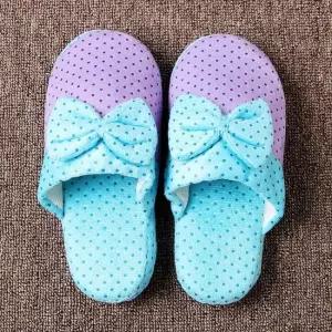 여성용 방한 슬리퍼 다용도실 쿠션 선생님 신발 고무바닥 겨울 교생 선생님 사무실용