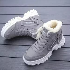 워크샵패션코디 여자 대학생 겨울 캠퍼스 룩 하이탑 털 운동화 워커