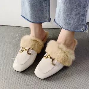 털 융 슬리퍼 겨울 여성 털슬리퍼 뮬 방한 슬리퍼 여자신발 방한화 블로퍼 뮬 털안감