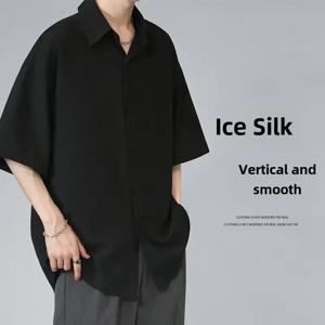 남성용 아이스 실크 반소매 셔츠 캐주얼 루즈핏 한국 스타일 트렌디 블랙 셔츠 여름용 얇은 소매 캐주얼