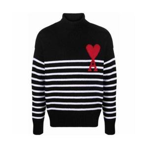 AMI [아미] H21K229.018 004 빅하트로고 스트라이프 스웨터 터틀넥 니트 블랙 화이트 남성 니트TTA