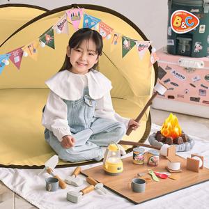 다양한 캠핑용품과 함께 낭만 가득한 리얼 캠핑놀이