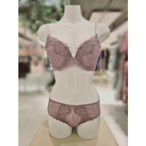 [비비안 란제리] 비비안 꾸띄르 캐미컬 자수 레이스 몰드브라 햄팬티 세트 (BR962A BP962AP VIO) BR962ABP