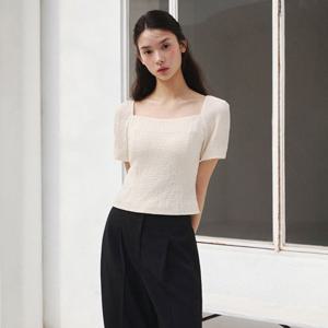 [잇미샤] 슬림핏 져지 블라우스 ITP5ZBL900 ITP5ZBL900