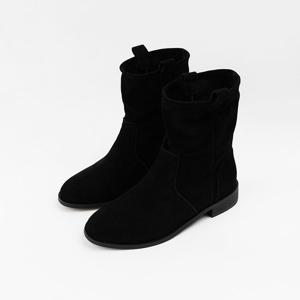 [신난다슈] 여성 앵클부츠 3cm 통 넓은 숏 앵글 부츠 소가죽 스웨이드 통굽 MRO257026 블랙