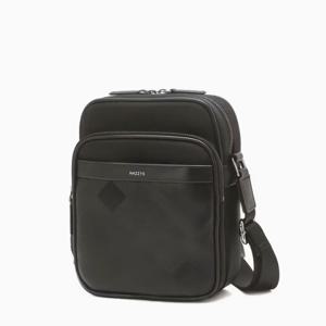 [헤지스ACC] 블랙 로고프린트 가죽 미니 크로스백 HJBA5F176BK