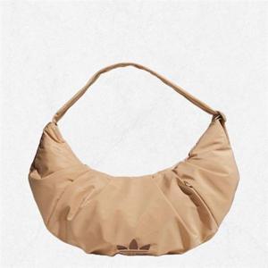 아디다스 ADIDAS KOREA 20% 추가 쿠폰 크링클 버전 라지 사이즈 클라우드 숄더 백 KA9272 2471606