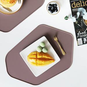 [리본제이]프리즘 실리콘 식탁매트 테이블매트