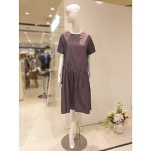 [벨라디터치] 벨라디터치 V9D2OP22 라운드  원피스 V9D2OP22