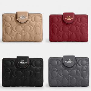 코치 CM241 cpn 여자 미디엄 지퍼 시그니쳐 가죽 지갑