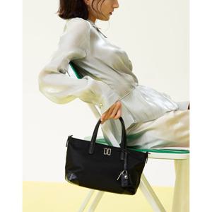 [닥스핸드백][선물포장가능] [DCBA5F050BK] [벨포드] 블랙 크로커 소가죽 배색 나일론 토트백