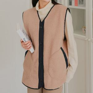 나야홍 / 아이우먼 도톰한양털배색베스트 WBV925M512 빅사이즈
