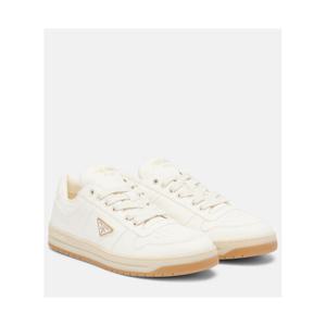 프라다 Downtown 레더 스니커즈 P01075937