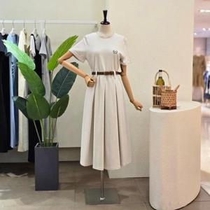 [포커스]  FM4C3OP30097_자수 벨티드 플리츠 원피스