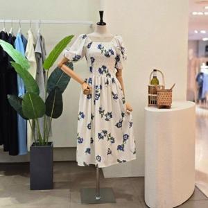 [포커스]  FM4E3OP30690_빅플라워 셔링 오프숄더 원피스