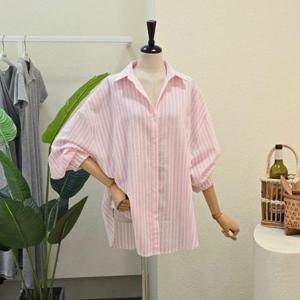 [포커스]FM4G9BL5906_세로 스트라이프 엠보 셔츠