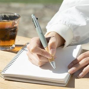 유니 제트스트림 4-1 멀티펜 MSXE5-2000B-05 세이지