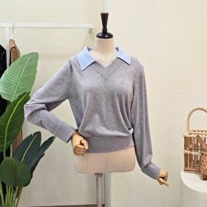 [포커스]FS5A7KT00193_브이 카라넥 레터링 니트