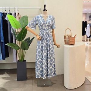 [포커스]FM5F3OP32798_브이넥 패턴 저지 원피스