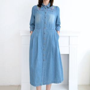 [비꼴리끄]데님 자수 원피스 B252DO2210