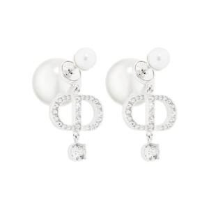 디올 트리발 이어링 실버 피니쉬 메탈 화이트 레진 펄 앤 화이트 크리스탈 E3364WOMCY-D001