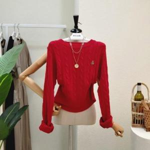 [포커스]  FF3H7KT00692_곰돌이 꽈배기 라운드 니트