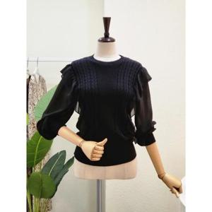 [포커스]  FF2H7KT01195_어깨 프릴 소매 시스루 니트