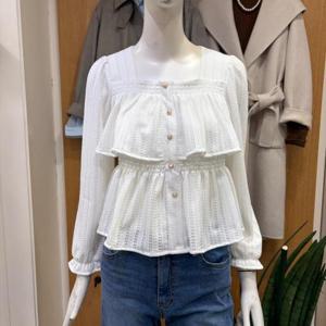 클리지 DP01 스퀘어 넥 프릴 블라우스 CQ3WBL03