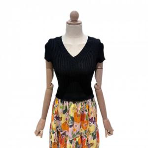 러브앤쇼  브이넥크롭니트 (GCGDGKT01)