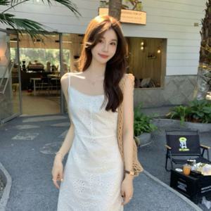 웬디 / 자카드 자수 화이트 롱 스커트 WP13718