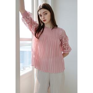 [요이츠]레이스 커프 퍼프 플리츠 블라우스_YJ04WNPBL08_PK1