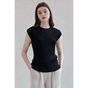 [요이츠]사선 플리츠 캡 슬리브 블라우스_YJ05WNPBL13_BK1