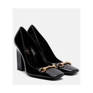 구찌 Signora Horsebit 110 페이턴트 레더 펌프스 P01154785