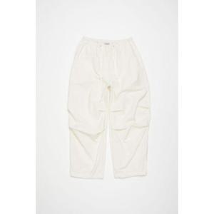 아크네 스튜디오 트레이닝 조거 팬츠 AK0824100 WHITE DOM