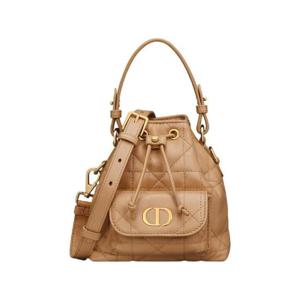 디올 카로 나노 버킷 백 매크로까나쥬 램스킨 라이트 골드 S5250UNOZ-M34U