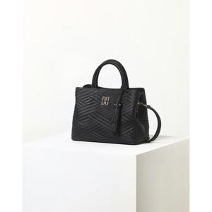 [닥스ACC][CARLISLE] 블랙 칼라일 가죽 스몰 토트백 DCBA2F366BK