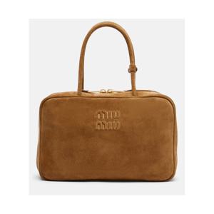 미우미우 Beau 라지 스웨이드 탑 핸들 백 P01147471