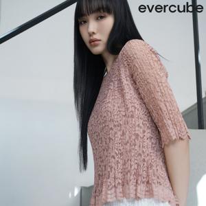 에바큐브 26SS 레이스플리츠 5부 블라우스