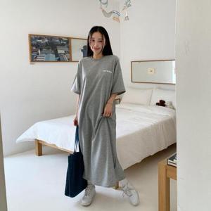 여자 봄 홈웨어 라운드 레터링 반팔 롱 원피스