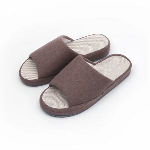 아날도바시니 소음을 줄여주는 거실화 베이지